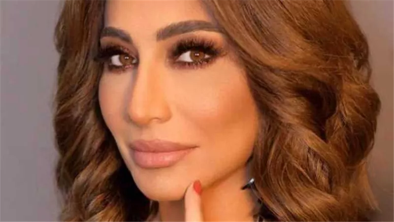 نقلوها للمستشفى..أزمة صحية مفاجئة لـ بسمة وهبة على الهواء مباشرة 