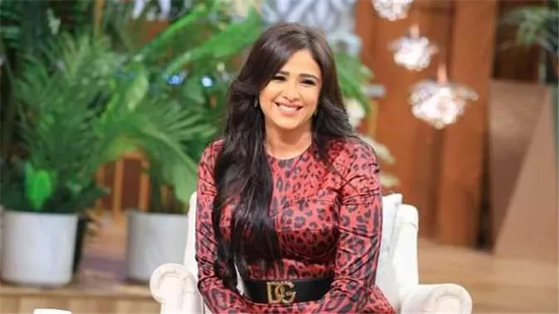 «قولوني اتخرم».. ياسمين عبدالعزيز تكشف لأول مرة تفاصيل مرضها