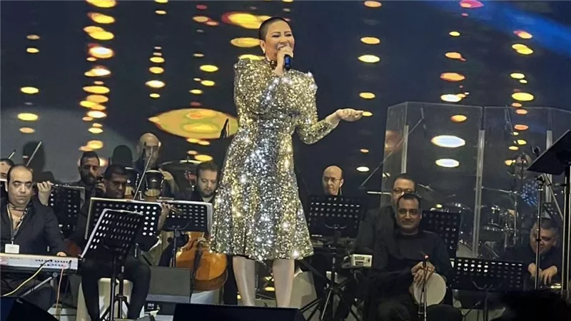 صدمت الجميع.. أول ظهور لشيرين عبد الوهاب في دبي بعد طلاقها | فيديو 