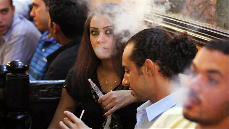 عقوبات رادعة للمخالفين.. حظر الأفراح وتقديم الشيشة على رأس قرارات الحكومة الجديدة لمواجهة كورونا 