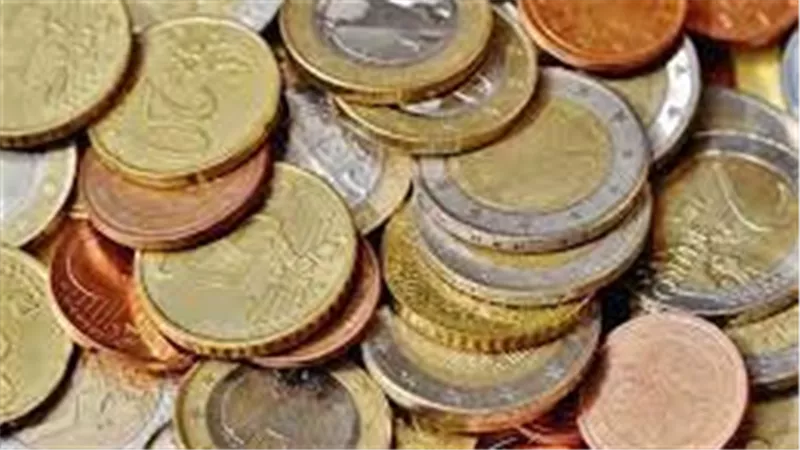 تباع خارج مصر بملايين.. عملة معدنية مطلوبة من التجار بـ35 ألف جنيه 