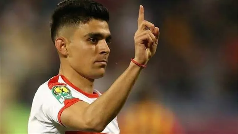 بعد وداع المغرب كأس العرب..أشرف بن شرقي يبلغ إدارة الزمالك بقرار مفاجئ 