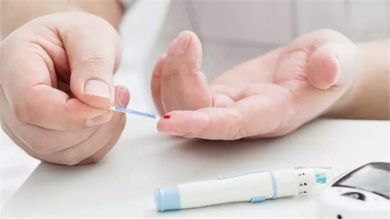  أمل جديد ونتائج مبهرة.. شفاء أول مصاب بمرض السكري من النوع الأول 