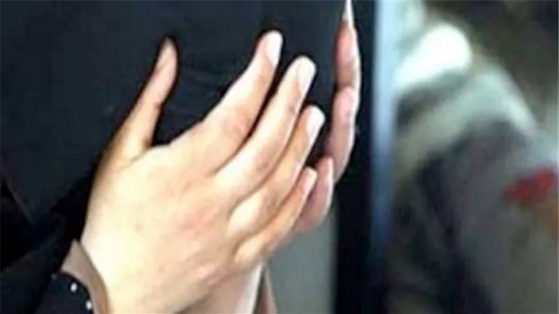  امرأة صفق لها الشيطان.. استدرجت طليقها وذبحته بعد ارتباطه وأخرجت لسانها لخطيبته