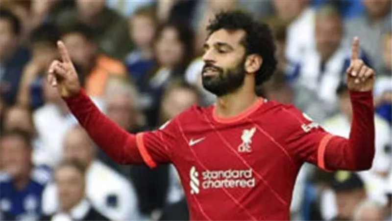 تقارير بريطانية توضح حقيقة إصابة محمد صلاح بفيروس كورونا