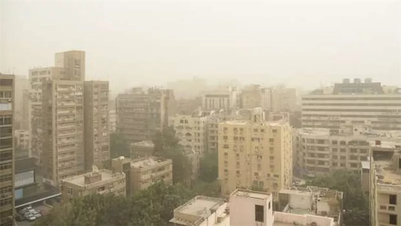 هؤلاء لا يخرجوا من المنازل.. تحذيرات خطيرة من حالة الطقس غدا الإثنين 20-12-2021 