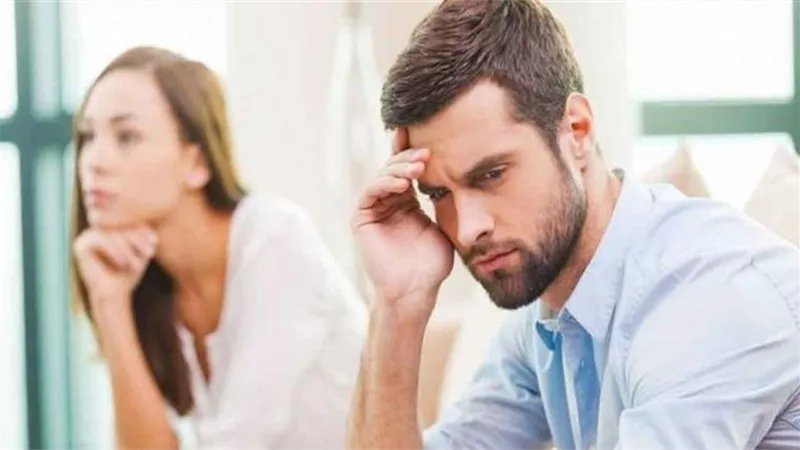سيدة تسأل والإفتاء تجيب..هل يحق للرجل معرفة راتب زوجته؟ | فيديو 