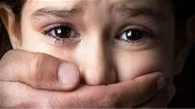 كانوا بيلعبوا مع ابنته..تفاصيل ضبط سائق اعتدى جنسيا على طفلتين في البحيرة