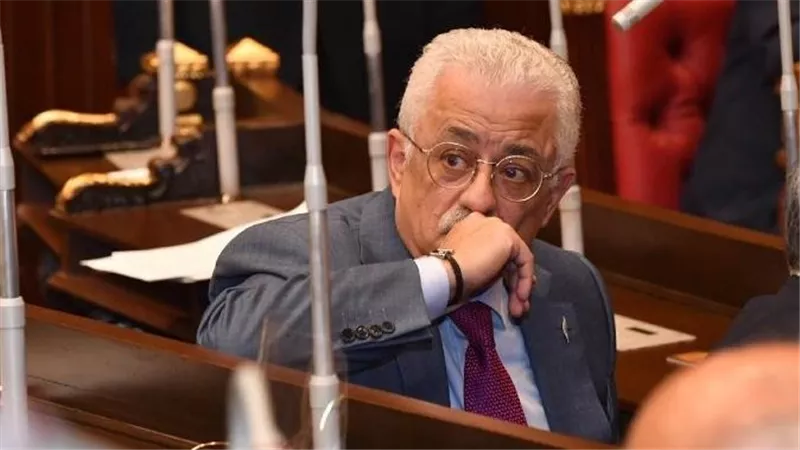 بعد هجوم النواب.. رد ناري من وزير التعليم بشأن استخدام الطلاب التابلت في المواقع الإباحية | فيديو