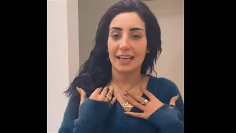أنا مطربة وبلبس عريان..أول رد من دينا حسين صاحبة فيديو الإساءة لفنانات مصر | شاهد