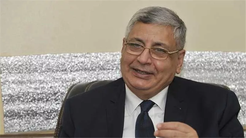 هل نصل للإصابة صفر أم نتجه للإغلاق؟..مستشار الرئيس يكشف مصير الغلق والوضع في مصر بسبب كورونا | فيديو