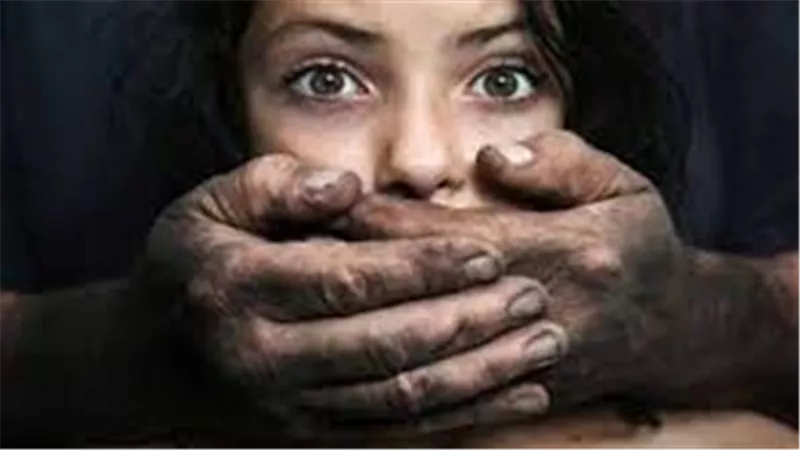اتهمته بالتحرش.. الداخلية تكشف ملابسات فيديو خطف طفلة الغربية