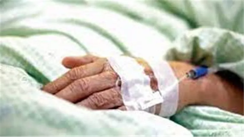 فيديو صادم.. تعذيب مريض داخل الرعاية المركزة بمركز طبى بالطالبية | شاهد