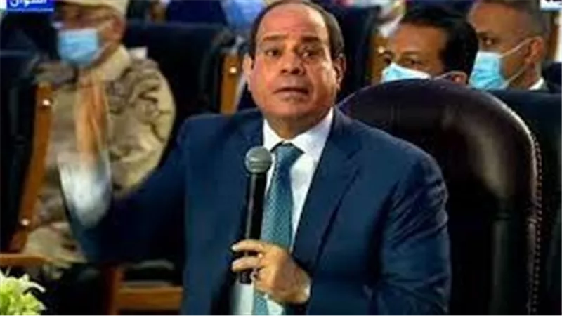المفروض ما أقولش الكلام ده.. السيسي ينفعل على الهواء لهذا السبب | فيديو