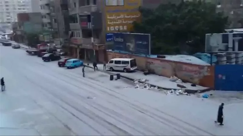 الأسوأ على مر العصور..خبير أرصاد يكشف تأثير العاصفة الثلجية هبة على مصر 