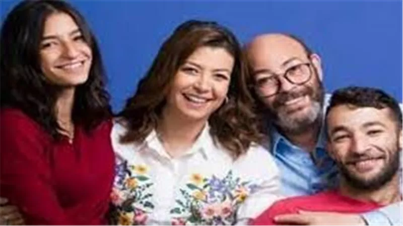 الحياة مش بمبي.. منال سلامة تكشف تطورات الحالة الصحية لنجلها