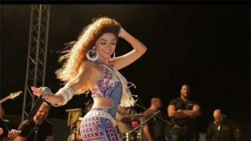 «هبه من عند الله»..رد ناري من ميريام فارس على منتقدي رقصها على المسرح