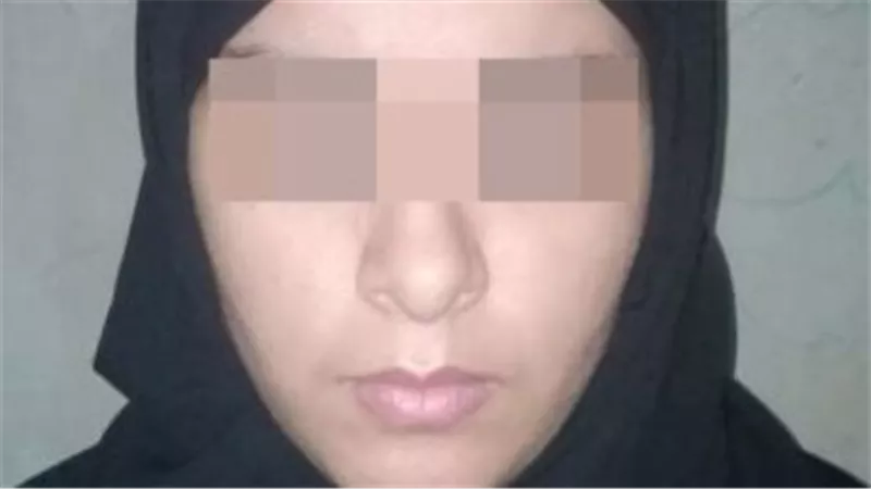  فتاة بلا قلب.. حملت سفاحا وولدت في الحمام وألقت رضيعتها من البلكونة