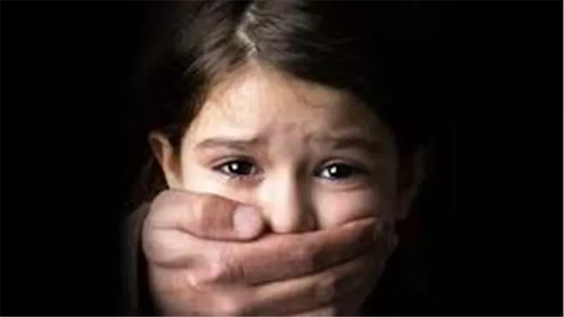 استدرج طفلة وهتك عرضها.. تفاصيل إيداع موظف بجامعة بنها مستشفى الأمراض العقلية لبيان سلامة قواه