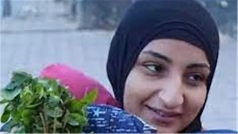سيدة النعناع.. قصة إنسانية هزت مشاعر المصريين | فيديو