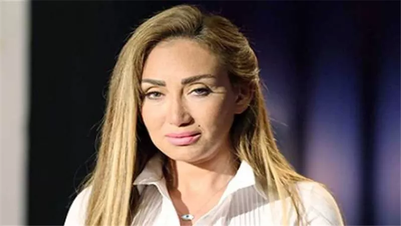 الأوجاع اللي عندي الدكاترة مش عارفين سببها.. ريهام سعيد تطلب الدعاء لها