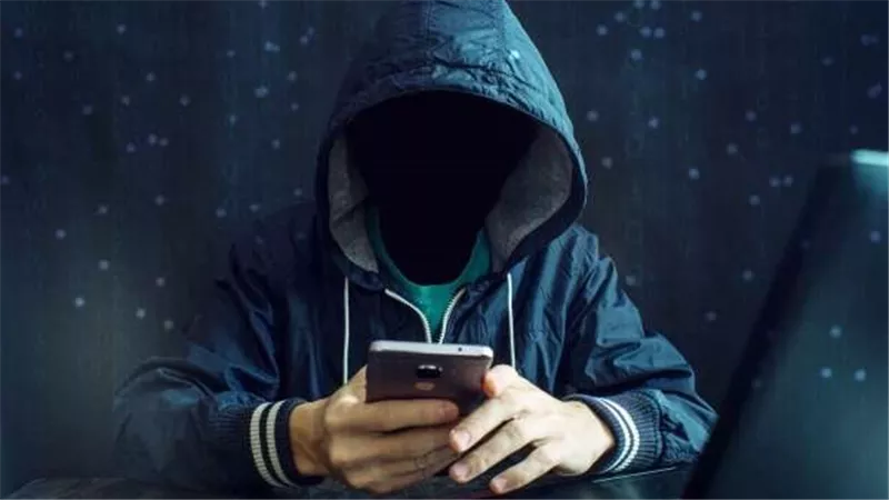 اعرف تليفونك منها أم لا.. تحذير عاجل من ثغرة جديدة تهدد ملايين الهواتف 