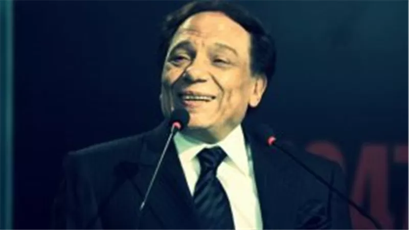 أستاذ عادل لو سمحتي..الزعيم يحرج مذيعة شهيرة على الهواء | فيديو