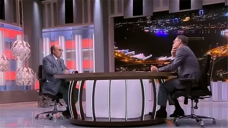 تضليل الشعب المصري.. تفاصيل استدعاء شريف عامر ومبروك عطيه للتحقيق