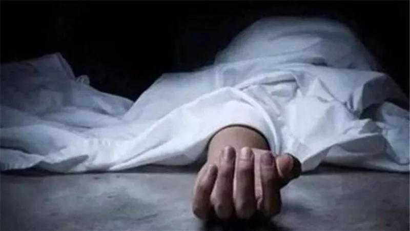 تفاصيل صادمة..حبس ربة منزل وزوجها استدرجا شخصًا وقتلاه ومثلا بجثته في القليوبية