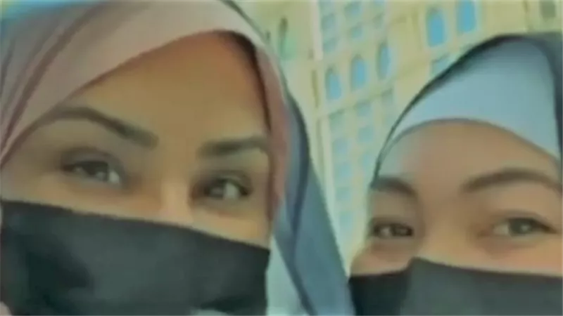 من كريس إلى نور.. قصة اعتناق مدبرة منزل أحلام الإسلام | فيديو