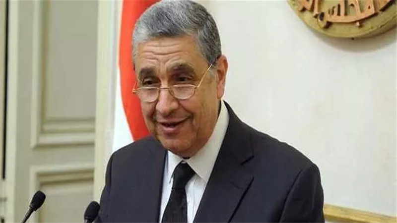 الوزير يحسم الجدل..هل ستتأثر فواتير الكهرباء بأسعار الدولار المرتفعة؟