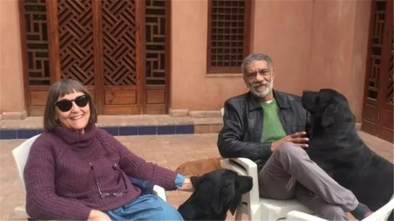  قبل اتهامها له بطردها.. ماذا قال سيد رجب عن طليقته الأمريكية؟ | فيديو