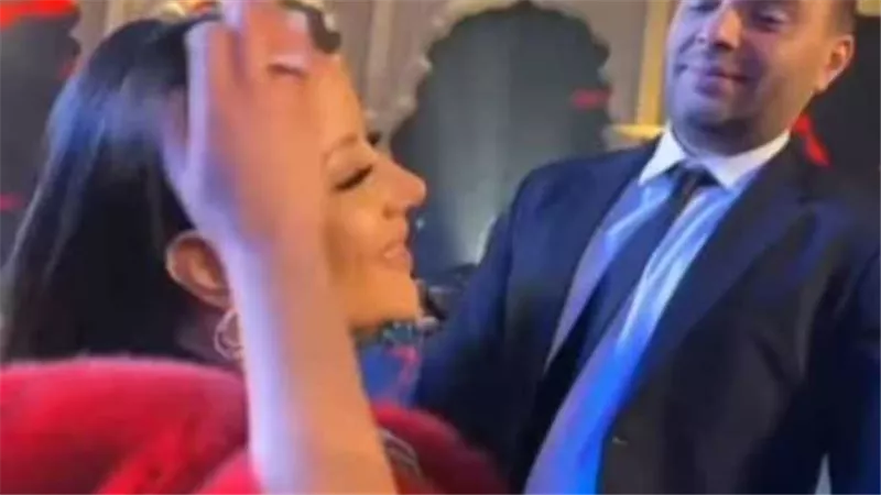 رد فعل صادم.. تامر حسني يغني سي السيد لـ رضوى الشربيني ولن تتوقع ما فعله رامي صبري | فيديو