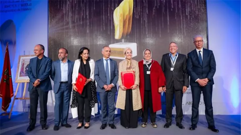 تسليم جوائز النسخة الثالثة لجائزة أستاذ(ة) السنة برسم الموسم الدراسي 2020\2021 