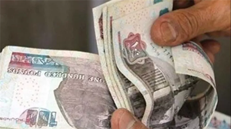 6 آلاف جنيه لكل مواطن.. الحكومة تكشف حقيقة صرف إعانات مالية استثنائية