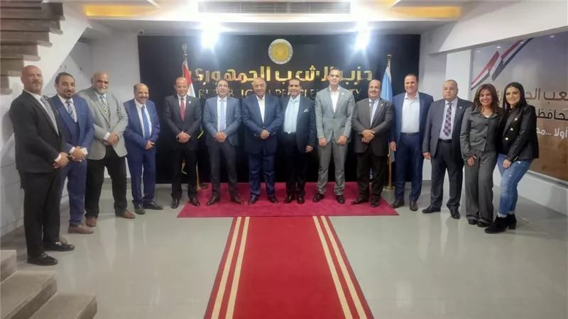 بالصور..قيادات ونواب مستقبل وطن يهنئون أمين حزب الشعب الجمهوري بالجيزة لافتتاح المقر ويبحثون التعاون لخدمة المواطن