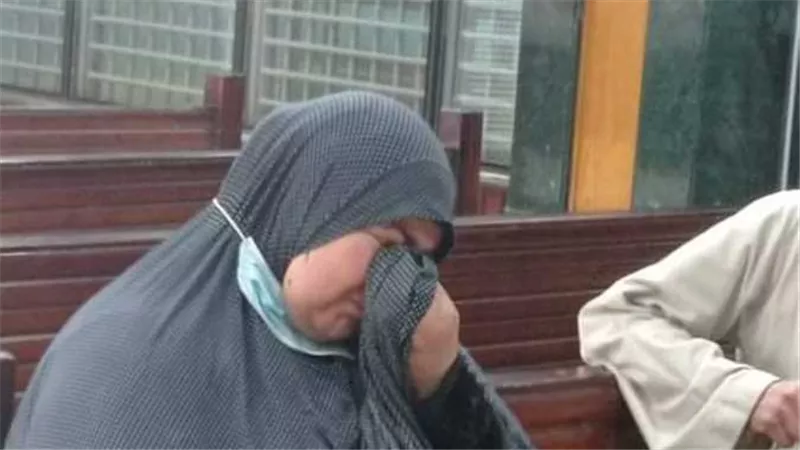 فشل فى اغتصابها.. انهيار والدة الطفلة شهد قبل النطق بالحكم على قاتل ابنتها