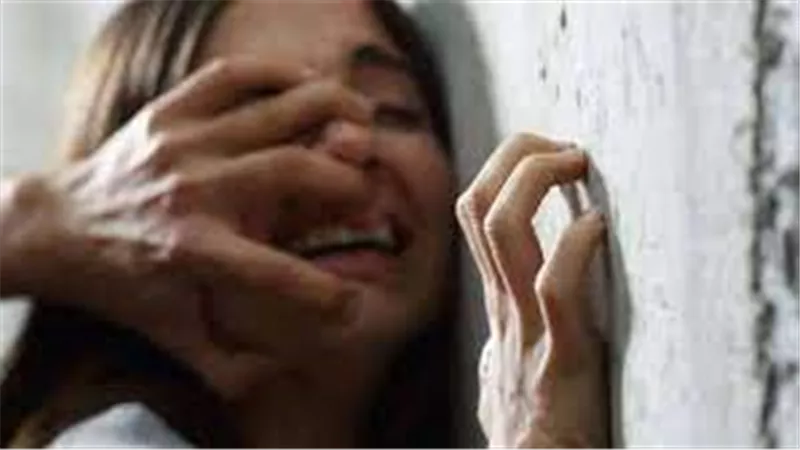 هددها بالقتل..المؤبد لنقاش واقع ابنة زوجته كرهًا عنها بالشرقية