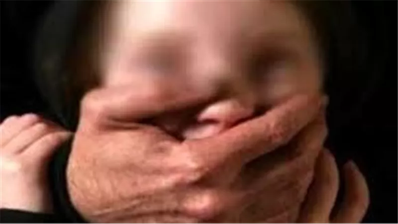 ضحايا إجرام الأب المدمن.. تفاصيل صادمة عن مقتل الطفلة 