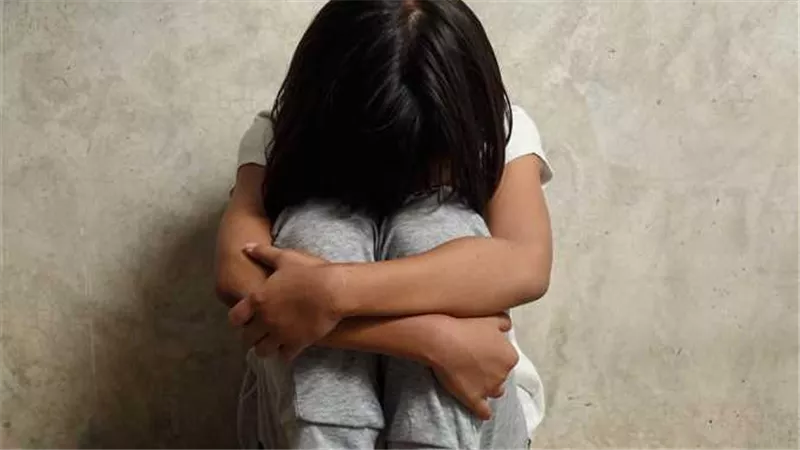 استدرجوها لشقة الأرضي.. تفاصيل صادمة في خطف 4 متهمين للطفلة 
