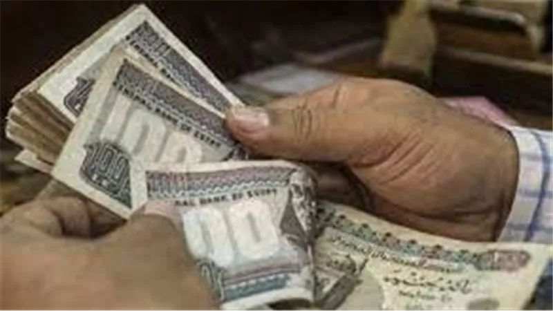 للموظفين.. 4 فئات ممنوعة من صرف العلاوة وزيادة الحافز في أبريل