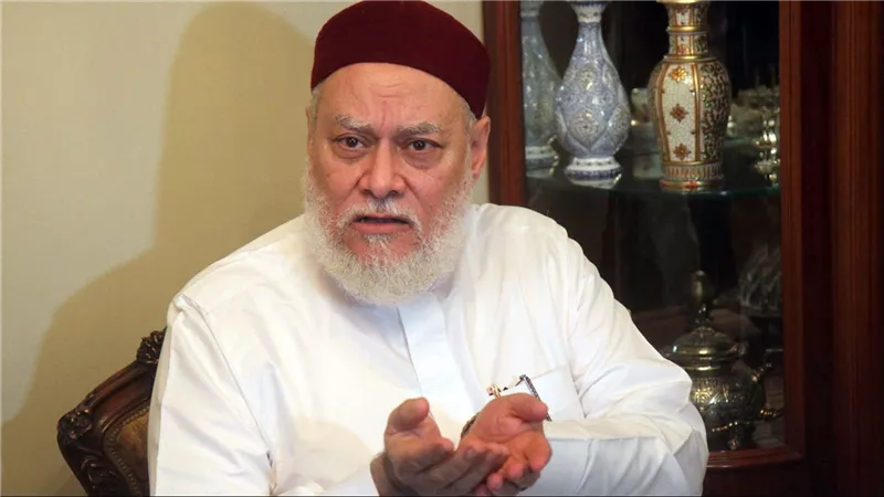 متى يكون الرهان حلال؟.. علي جمعة يروي قصة النبي وأبو بكر الصديق ودخولهما رهانًا مع آخرين | فيديو