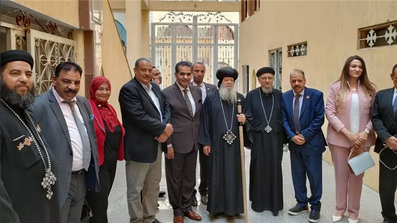 وفد من حزب الشعب الجمهوري بالجيزة يزور مطرانية الشهيد فيلوباتير مرقوريوس لتقديم التهنئة بعيد القيامة المجيد