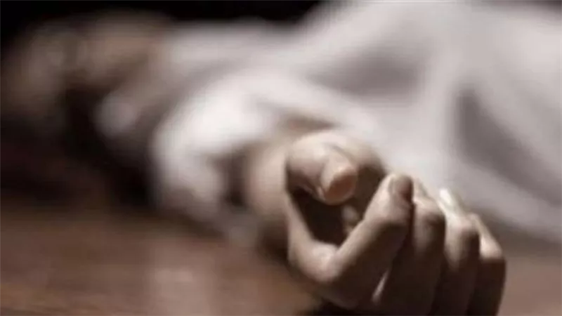 تعدى عليها بشاكوكش.. تفاصيل صادمة في مقتل ربة منزل على يد ابنها بعين شمس