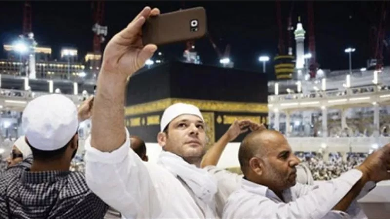 هذا ما طلبته.. السعودية تصدر بيانا رسميا بشأن التصوير في الأماكن المقدسة
