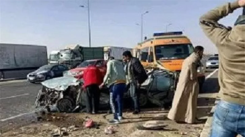 تريلتين بمقطورة وأتوبيس.. تفاصيل تصادم 6 سيارات على الطريق الزراعي بالقليوبية