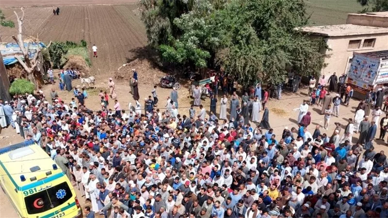 نزلوا عشان يوفروا مصاريف العيد.. تفاصيل مؤلمة في حادثة غرق أطفال البحيرة