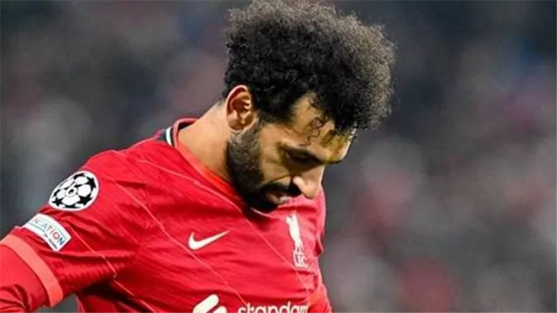 ضغط أم استسلام؟.. ليفربول يتجاهل محمد صلاح في الإعلان عن قميصه الجديد | فيديو
