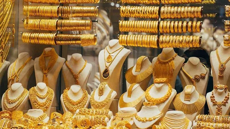 بيان رسمي يكشف حقيقة وقف العمل في محال الذهب والصاغة بسبب تذبذب الأسعار 