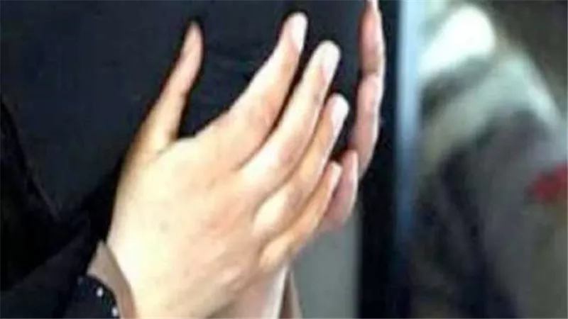 علاقة غير شرعية..قرار عاجل بشأن ربة منزل وعشيقها في واقعة مقتل زوج الأولى وإحراق جثته بالشرقية